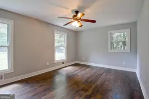 205 Kingswood Dr, Fayetteville, GA 30215 - Photo 9