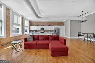 565 Poplar St, Macon, GA 31210 - Photo 3