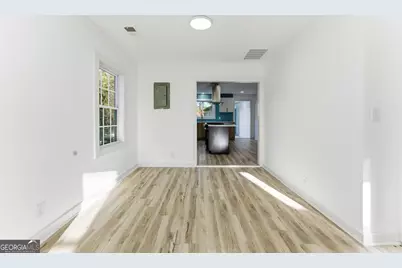 2103 Arlington Circle, Atlanta, GA 30318 - Photo 5