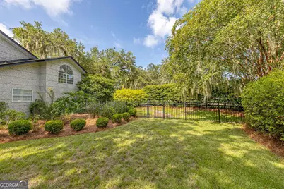 203 Grand Oaks Circle, Saint Simons, GA 31522 - Photo 9