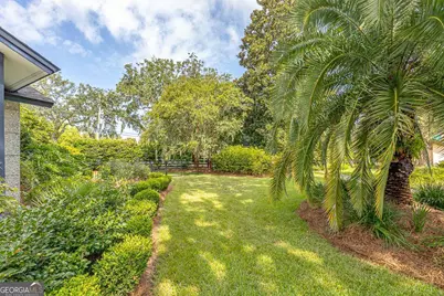 203 Grand Oaks Circle, Saint Simons, GA 31522 - Photo 7