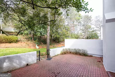 650 Moores Mill Road Square #27, Atlanta, GA 30327 - Photo 17