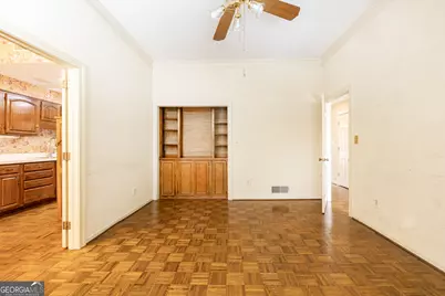 650 Moores Mill Road Square #27, Atlanta, GA 30327 - Photo 5