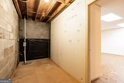 650 Moores Mill Road Square #27, Atlanta, GA 30327 - Photo 37