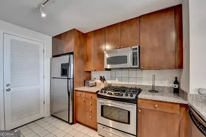 3338 Peachtree Road NE #APT 1102, Atlanta, GA 30326 - Photo 9