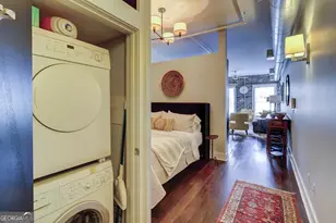 310 W Broughton St, Savannah, GA 31401 - Photo 11