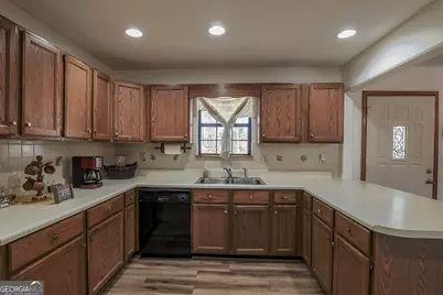 1526 Cronic Town Road, Auburn, GA 30011 - Photo 11