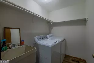 1526 Cronic Town Rd, Auburn, GA 30011 - Photo 15