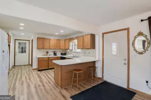 1526 Cronic Town Rd, Auburn, GA 30011 - Photo 7