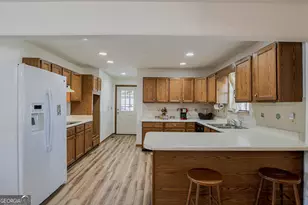 1526 Cronic Town Rd, Auburn, GA 30011 - Photo 7