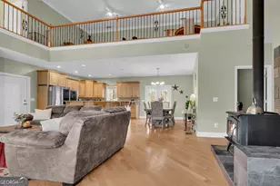 141 Shadow Walk Dr, Mount Airy, GA 30563 - Photo 9