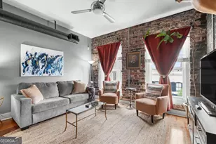 310 W Broughton St, Savannah, GA 31401 - Photo 11