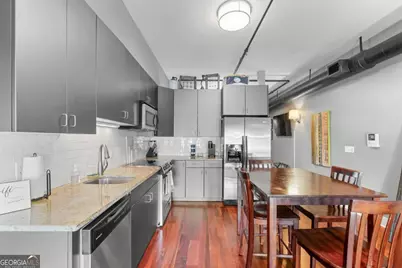 310 W Broughton Street #3011, Savannah, GA 31401 - Photo 7