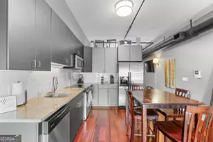 310 W Broughton St, Savannah, GA 31401 - Photo 7