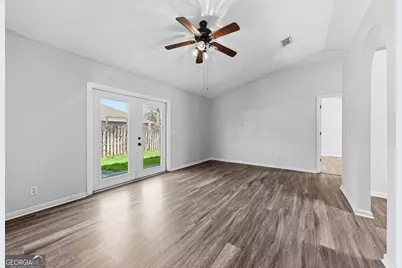 401 Maggie Way, Saint Marys, GA 31558 - Photo 9