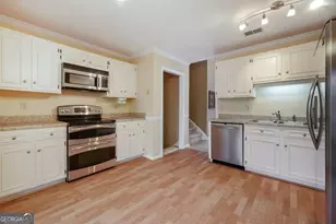 310 Chadd's Walk, Athens, GA 30606 - Photo 11