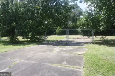 207 Cambridge Drive, Warner Robins, GA 31093 - Photo 1