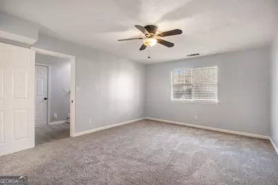 703 Guide Post Lane, Stone Mountain, GA 30088 - Photo 5