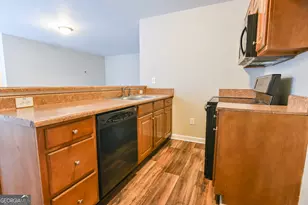 1766 Laurel Ridge Dr SW, Conyers, GA 30094 - Photo 31