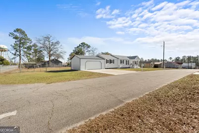 124 Pierce Avenue, Swainsboro, GA 30401 - Photo 3