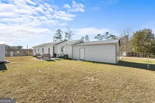 124 Pierce Ave, Swainsboro, GA 30401 - Photo 21