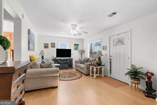 124 Pierce Ave, Swainsboro, GA 30401 - Photo 5