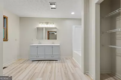 172 Fred Henry Lane, Clayton, GA 30525 - Photo 15