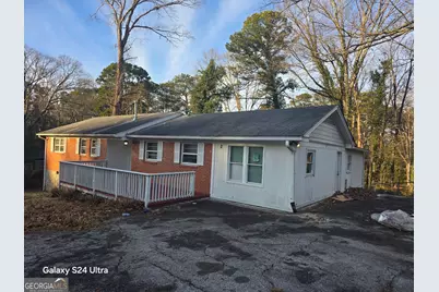 6270 Rockbridge Road, Stone Mountain, GA 30087 - Photo 3