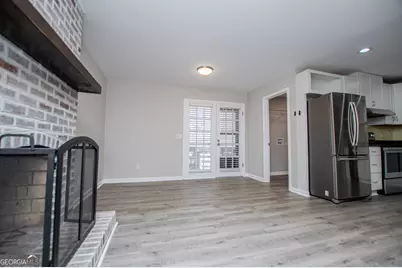 541 N White St Unit 11, Carrollton, GA 30117 - Photo 25