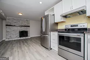 541 N White St Unit 11, Carrollton, GA 30117 - Photo 19