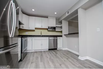 541 N White St Unit 11, Carrollton, GA 30117 - Photo 17