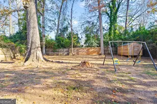 129 Woodland Dr, Gray, GA 31032 - Photo 9