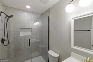 8603 Regent St, Jonesboro, GA 30238 - Photo 11