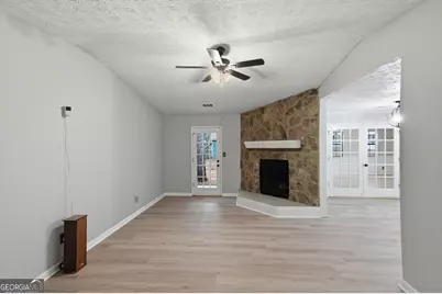 621 Maple Drive, Riverdale, GA 30274 - Photo 5