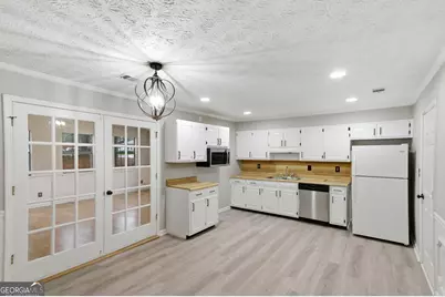 621 Maple Drive, Riverdale, GA 30274 - Photo 7