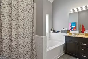 131 Pecan Lake, Sharpsburg, GA 30277 - Photo 9