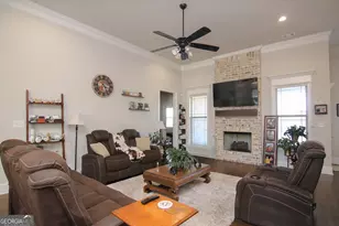 912 Abingdon Cove, Bonaire, GA 31005 - Photo 3