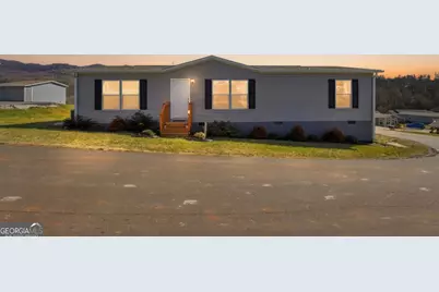 121 N Gemstone Avenue, Franklin, NC 28734 - Photo 1