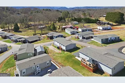 121 N Gemstone Avenue, Franklin, NC 28734 - Photo 29