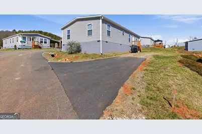 121 N Gemstone Avenue, Franklin, NC 28734 - Photo 27