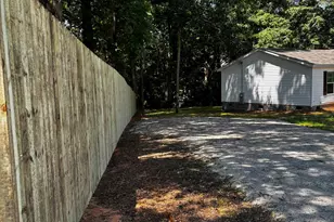 720 Woodland Cir, Loganville, GA 30052 - Photo 37