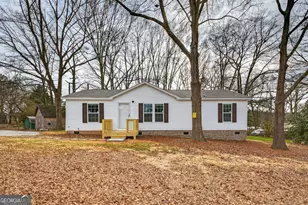 720 Woodland Cir, Loganville, GA 30052 - Photo 1