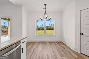 374 Conner Ln, Williamson, GA 30292 - Photo 9