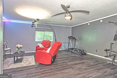 518 Cooley Drive, Sandersville, GA 31082 - Photo 11