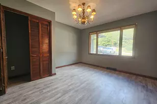 96 Glencrest Dr, Toccoa, GA 30577 - Photo 11