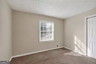 6344 Deshong Dr, Lithonia, GA 30058 - Photo 15