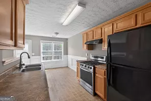 502 Shadow Valley Ct, Lithonia, GA 30058 - Photo 19