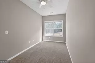 502 Shadow Valley Ct, Lithonia, GA 30058 - Photo 5