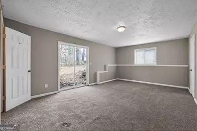 205 Pineknoll Court, Ellenwood, GA 30294 - Photo 17