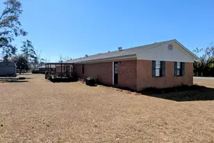 27 Park Ave, Hazlehurst, GA 31539 - Photo 5